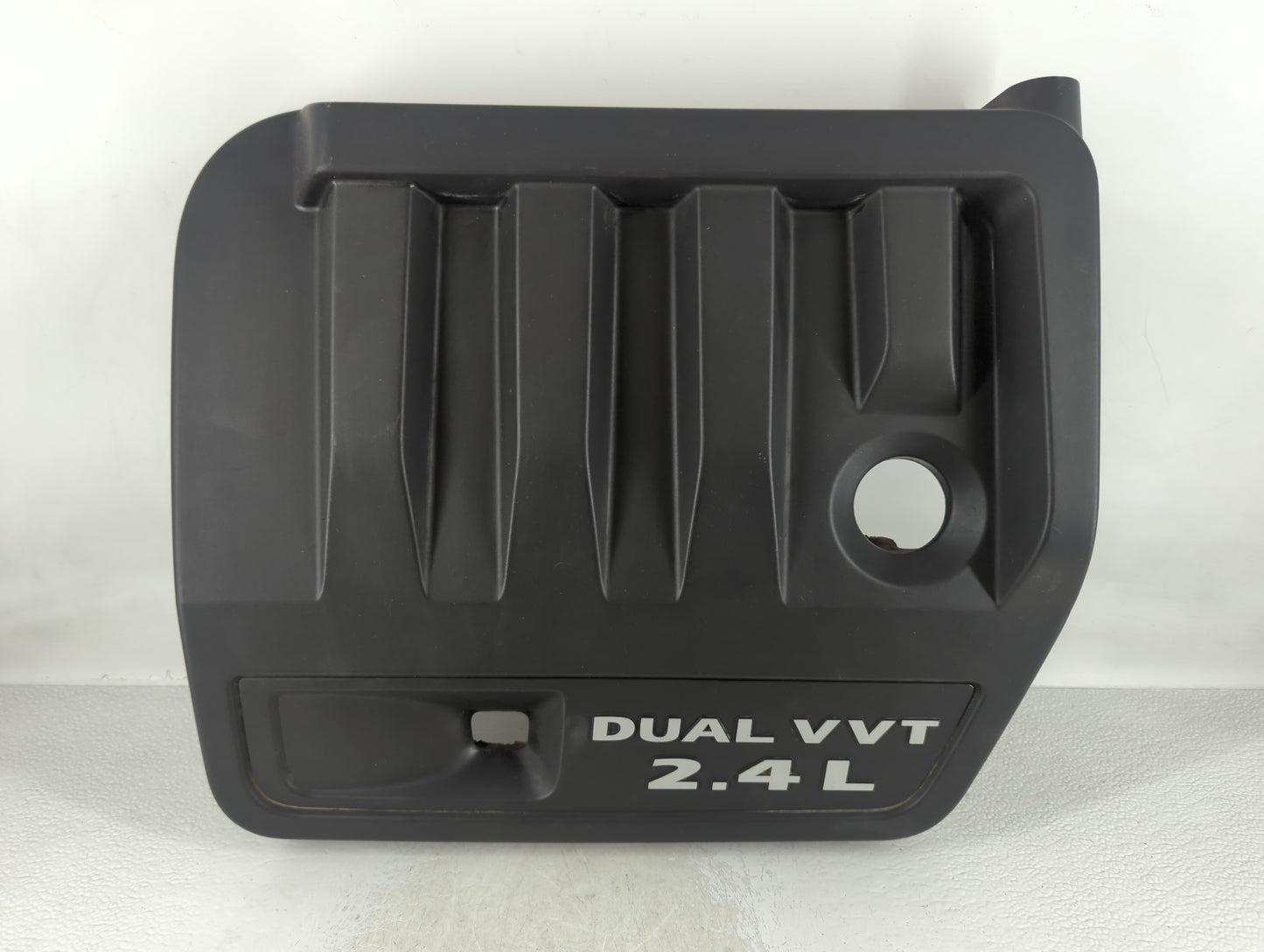 2013 Chrysler 200 Engine Cover - Oemusedautoparts1.com