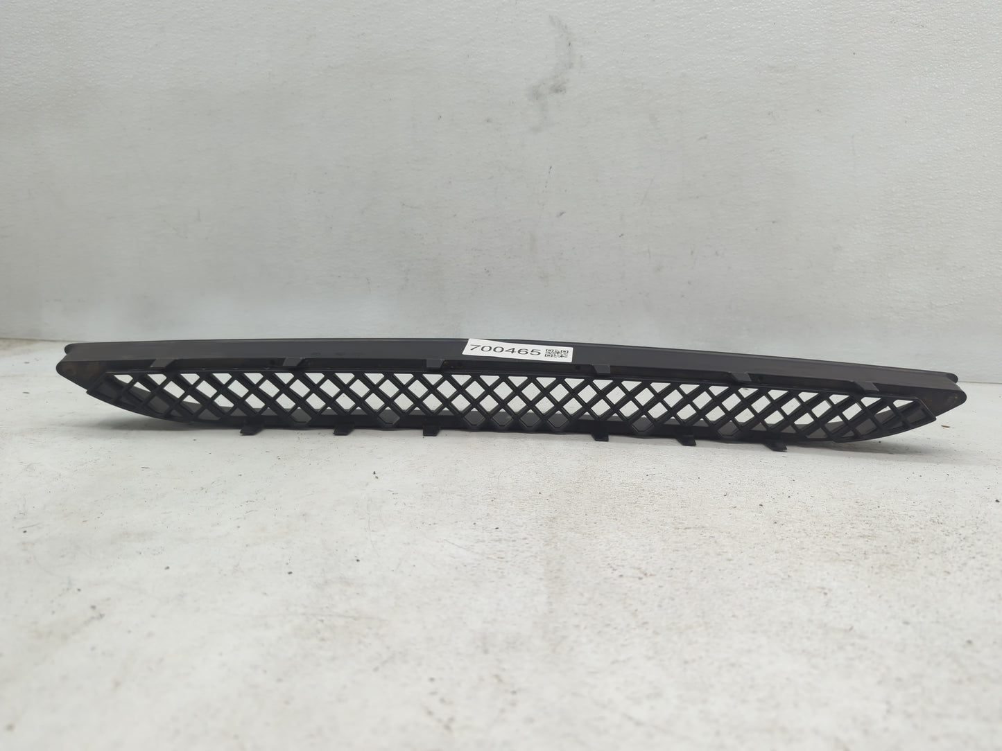 2011-2014 Chrysler 200 Front Grille Bumper Not Included - Oemusedautoparts1.com
