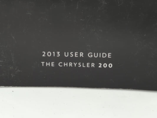 2013 Chrysler 200 Owners Manual Book Guide P/N:13C41-926-AA OEM Used Auto Parts