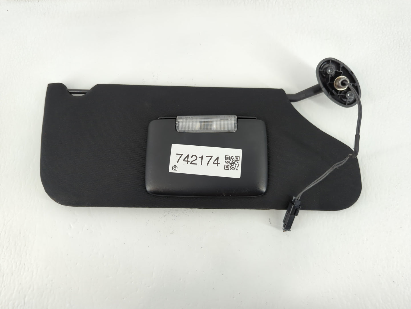 2011-2014 Chrysler 200 Sun Visor Shade Replacement Passenger Right Mirror Fits Fits 2011 2012 2013 2014 OEM Used Auto Parts 