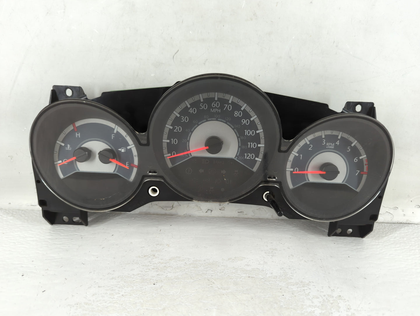 2011-2014 Chrysler 200 Instrument Cluster Speedometer Gauges P/N:P56046514AH Fits Fits 2011 2012 2013 2014 OEM Used Auto Par