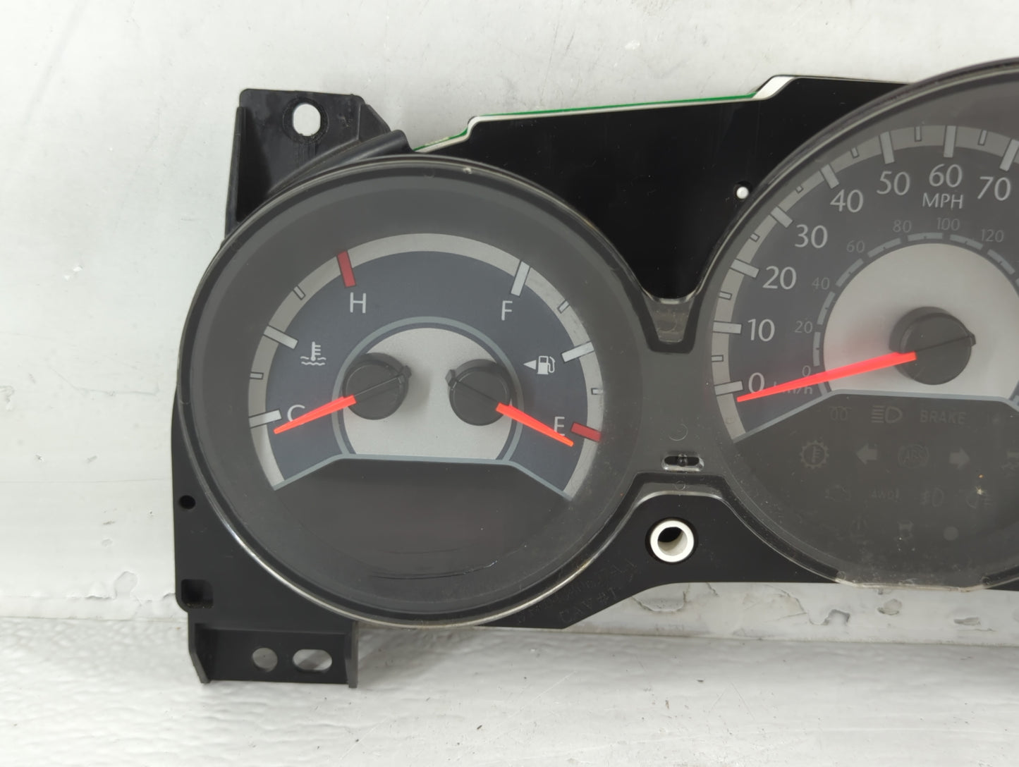 2011-2014 Chrysler 200 Instrument Cluster Speedometer Gauges P/N:P56046514AH Fits Fits 2011 2012 2013 2014 OEM Used Auto Par