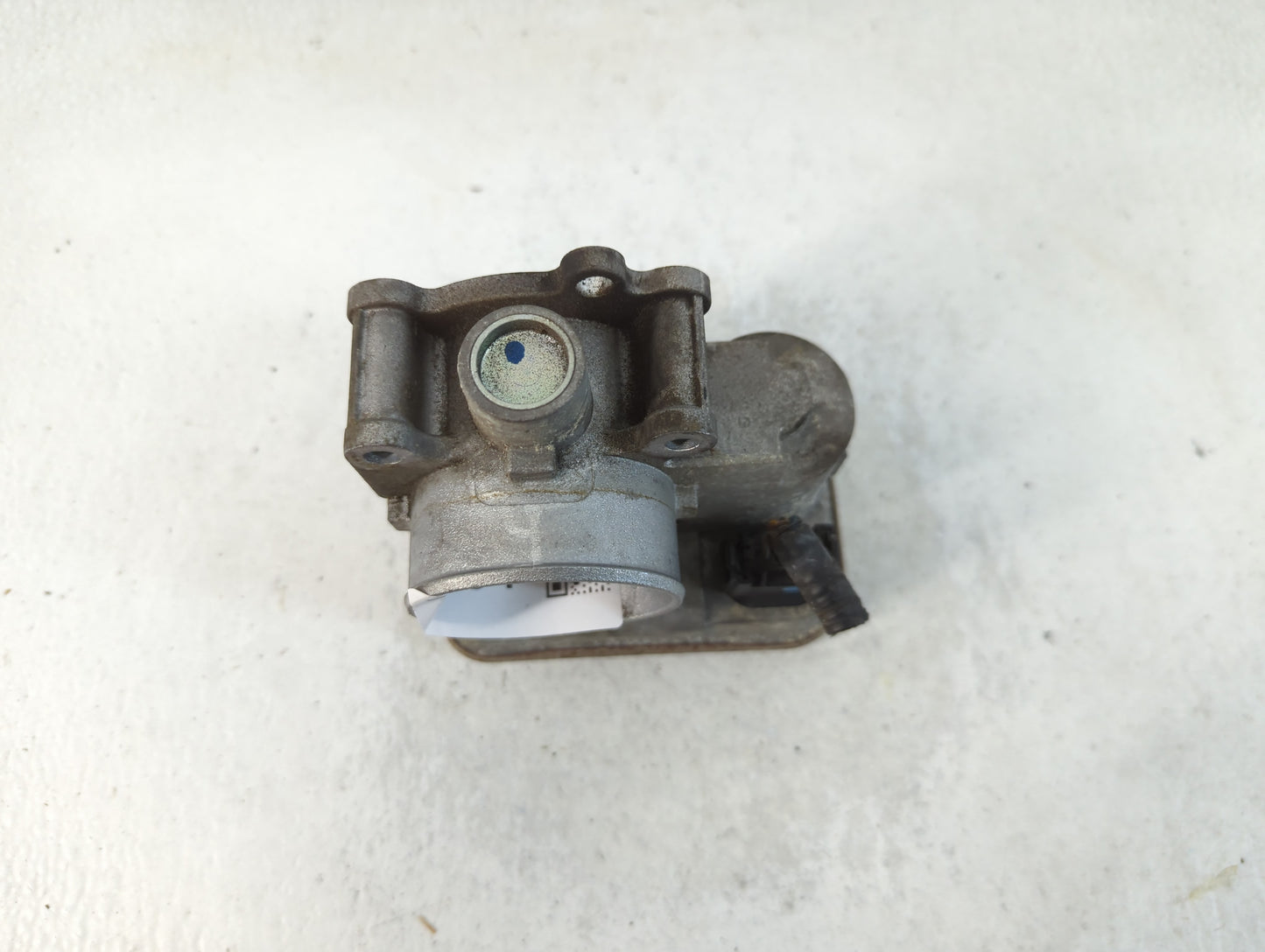 2011-2014 Chrysler 200 Throttle Body Fits Fits 2007 2008 2009 2010 2011 2012 2013 2014 2015 2016 2017 2018 OEM Used Auto Par