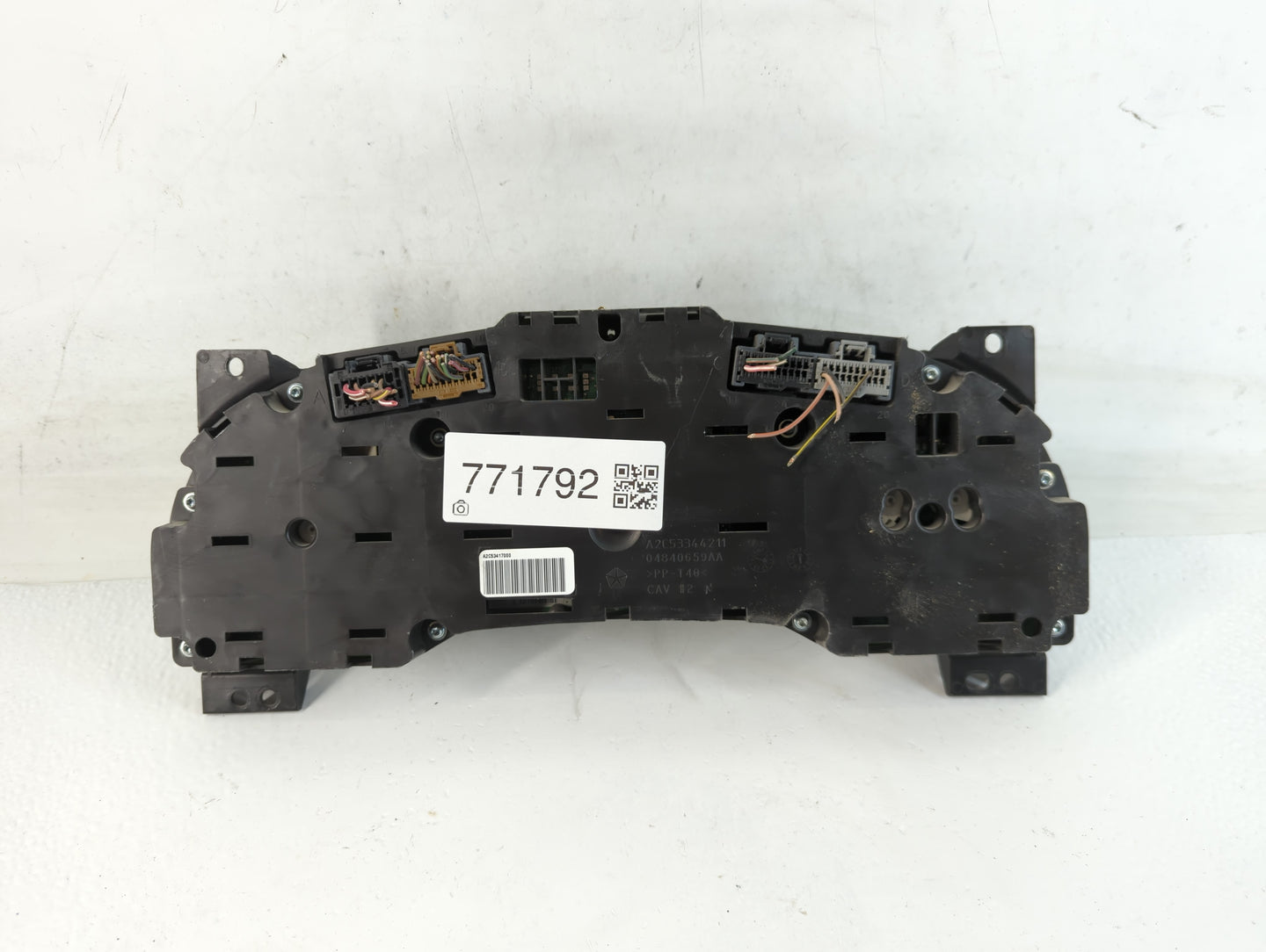 2011-2014 Chrysler 200 Instrument Cluster Speedometer Gauges P/N:P56046514AC Fits Fits 2011 2012 2013 2014 OEM Used Auto Par