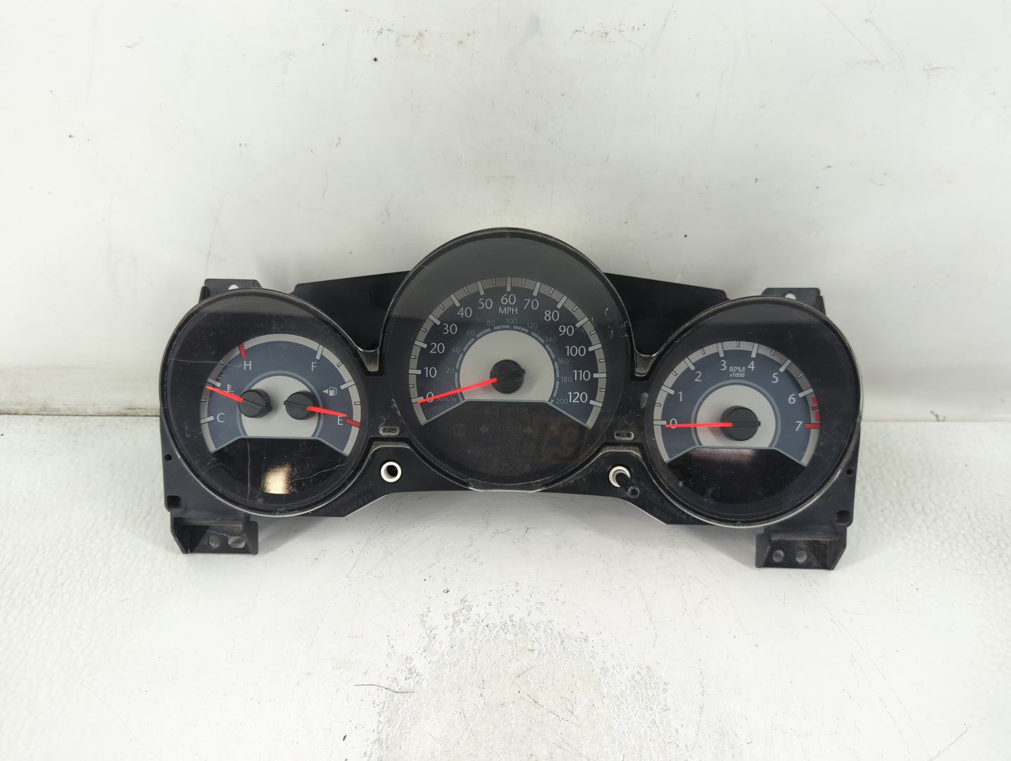 2011-2014 Chrysler 200 Instrument Cluster Speedometer Gauges P/N:P56046514AH Fits Fits 2011 2012 2013 2014 OEM Used Auto Par