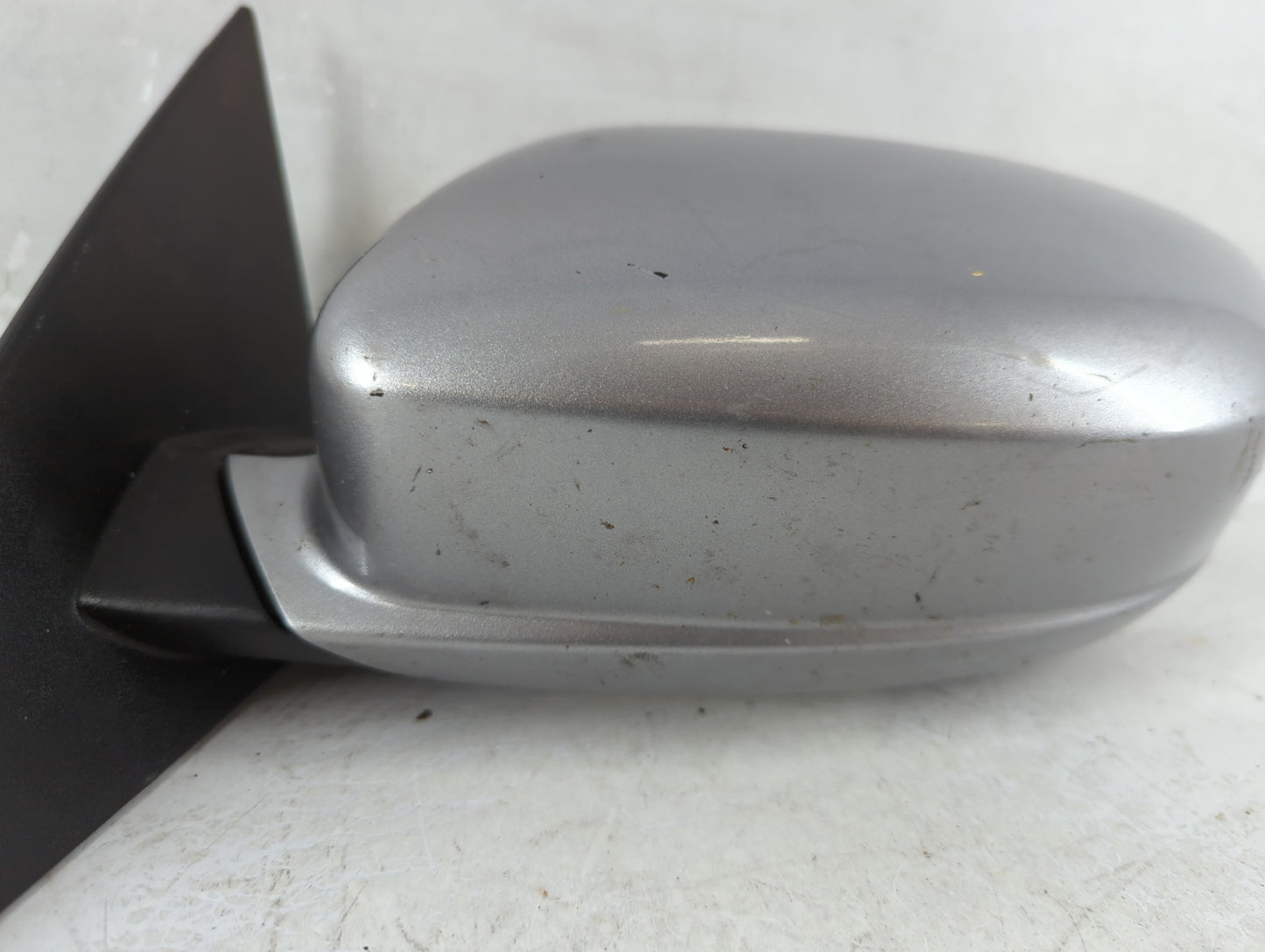 2013 Chrysler 200 Driver Side View Mirror - Left Door Mirror OEM Used - Oemusedautoparts1.com