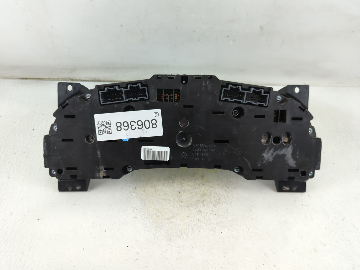 2011-2014 Chrysler 200 Instrument Cluster Speedometer Gauges P/N:P56046911AE Fits Fits 2011 2012 2013 2014 OEM Used Auto Par