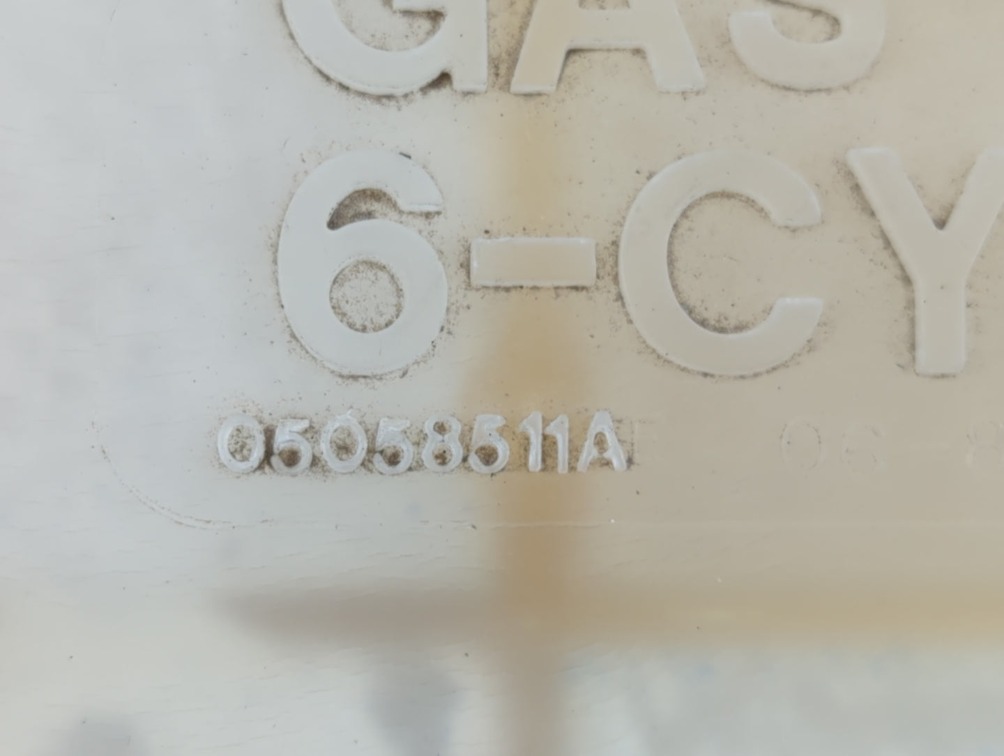 2013 Chrysler 200 Radiator Coolant Overflow Expansion Tank Bottle - Oemusedautoparts1.com