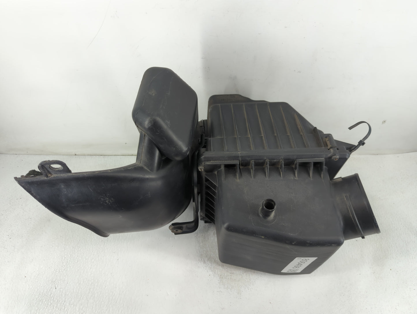 2013 Chrysler 200 Engine Cover - Oemusedautoparts1.com