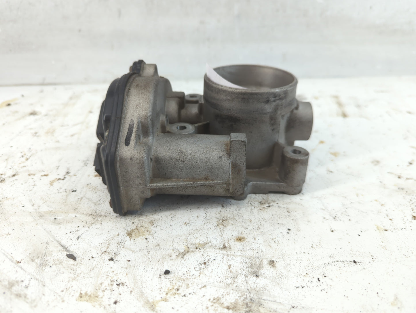 2011-2014 Chrysler 200 Throttle Body P/N:09246 2000176 090309 Fits OEM Used Auto Parts - Oemusedautoparts1.com