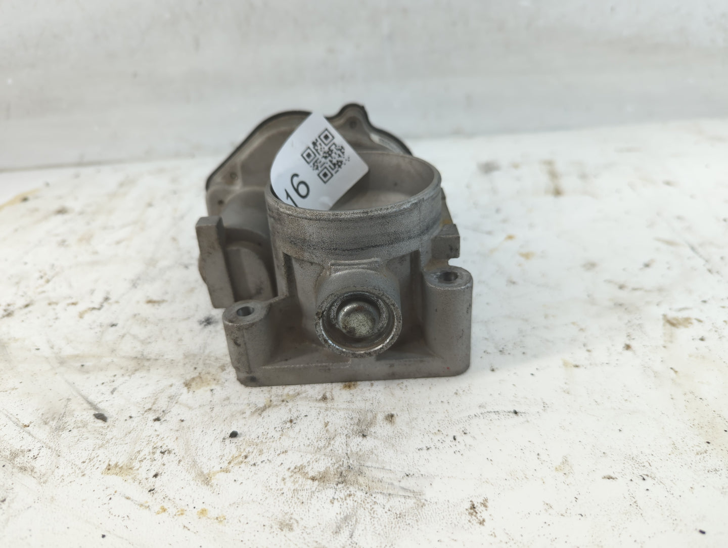2011-2014 Chrysler 200 Throttle Body P/N:09246 2000176 090309 Fits OEM Used Auto Parts - Oemusedautoparts1.com