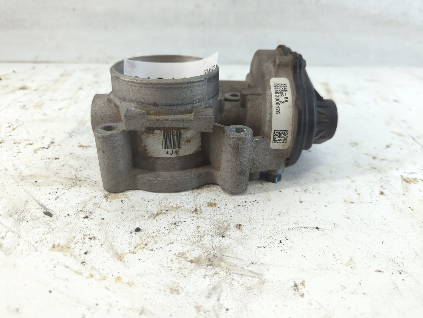 2011-2014 Chrysler 200 Throttle Body P/N:09246 2000176 090309 Fits OEM Used Auto Parts - Oemusedautoparts1.com
