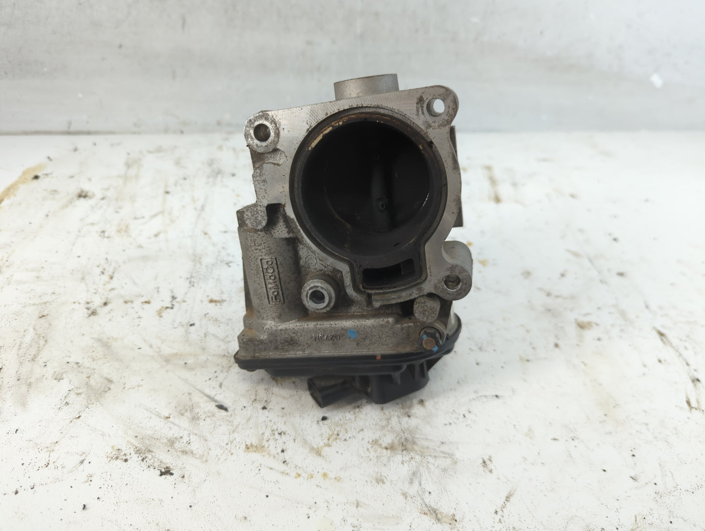 2011-2014 Chrysler 200 Throttle Body P/N:09246 2000176 090309 Fits OEM Used Auto Parts - Oemusedautoparts1.com