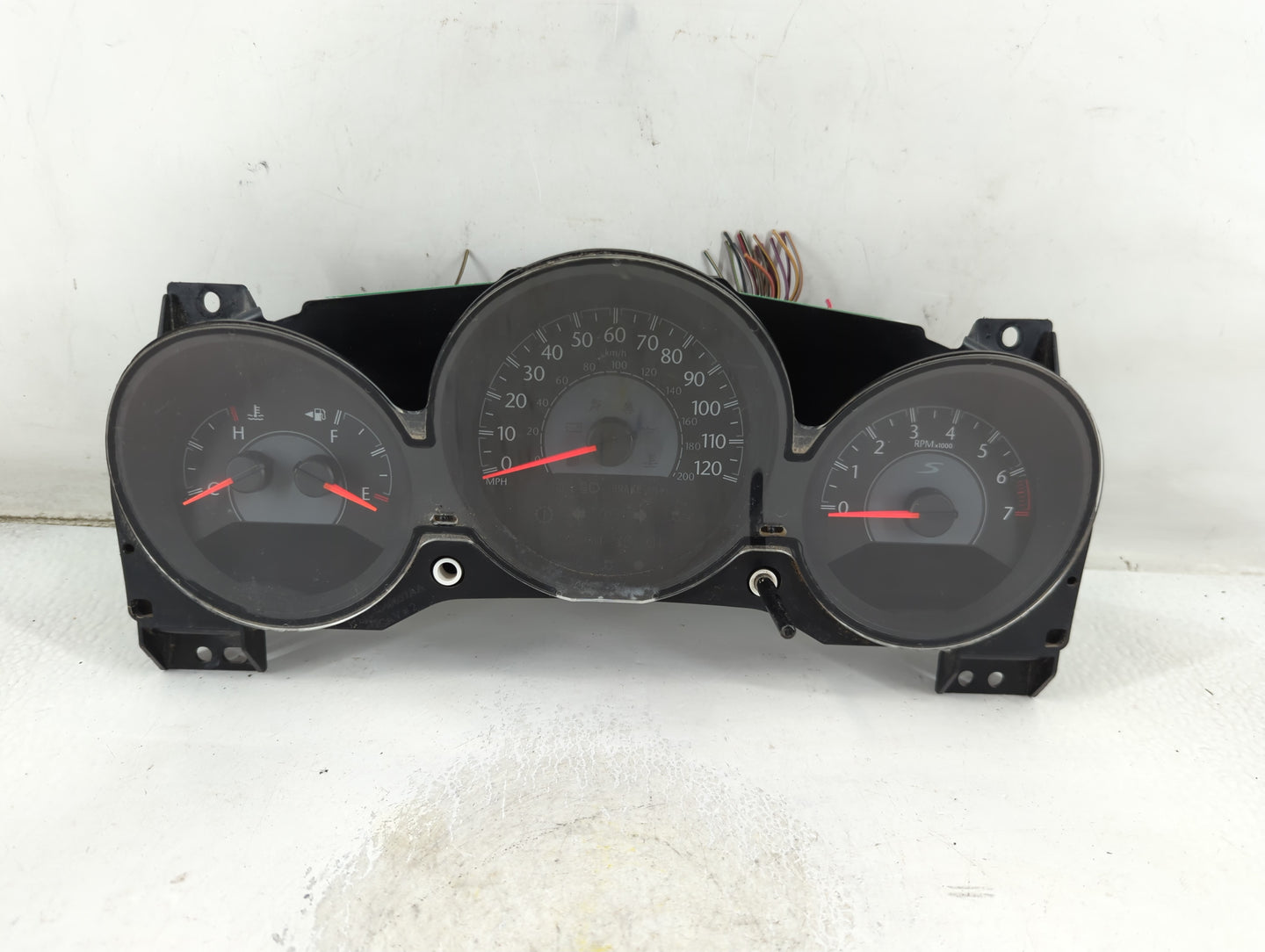 2011-2014 Chrysler 200 Instrument Cluster Speedometer Gauges P/N:P56046911AE Fits Fits 2011 2012 2013 2014 OEM Used Auto Par