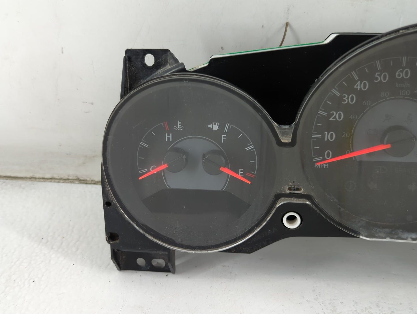 2011-2014 Chrysler 200 Instrument Cluster Speedometer Gauges P/N:P56046911AE Fits Fits 2011 2012 2013 2014 OEM Used Auto Par