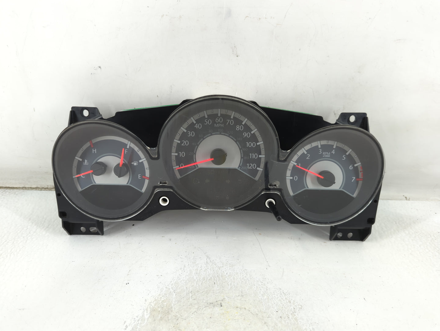2011-2014 Chrysler 200 Instrument Cluster Speedometer Gauges P/N:P56046514AH Fits Fits 2011 2012 2013 2014 OEM Used Auto Par