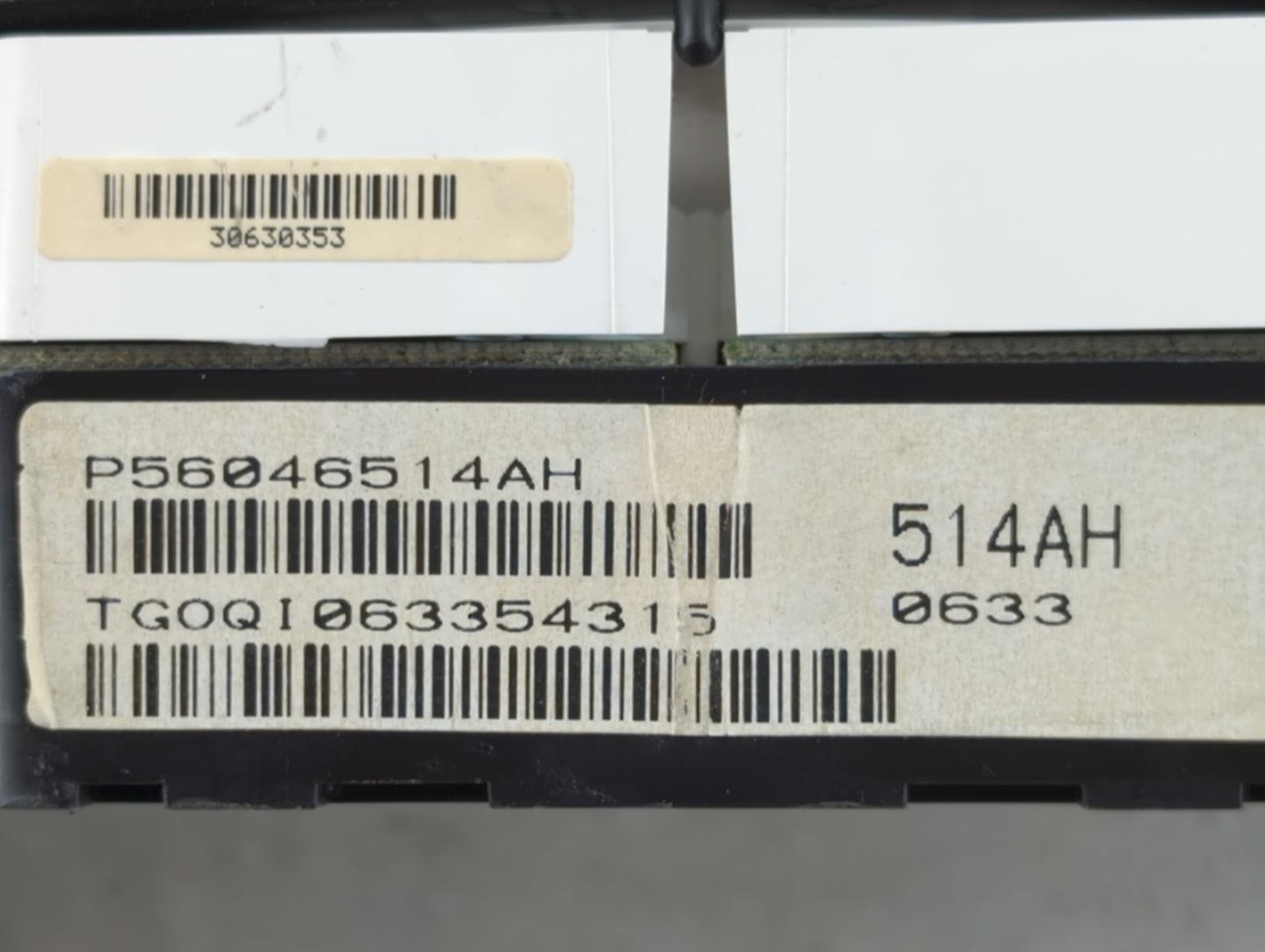 2011-2014 Chrysler 200 Instrument Cluster Speedometer Gauges P/N:P56046514AH Fits Fits 2011 2012 2013 2014 OEM Used Auto Par