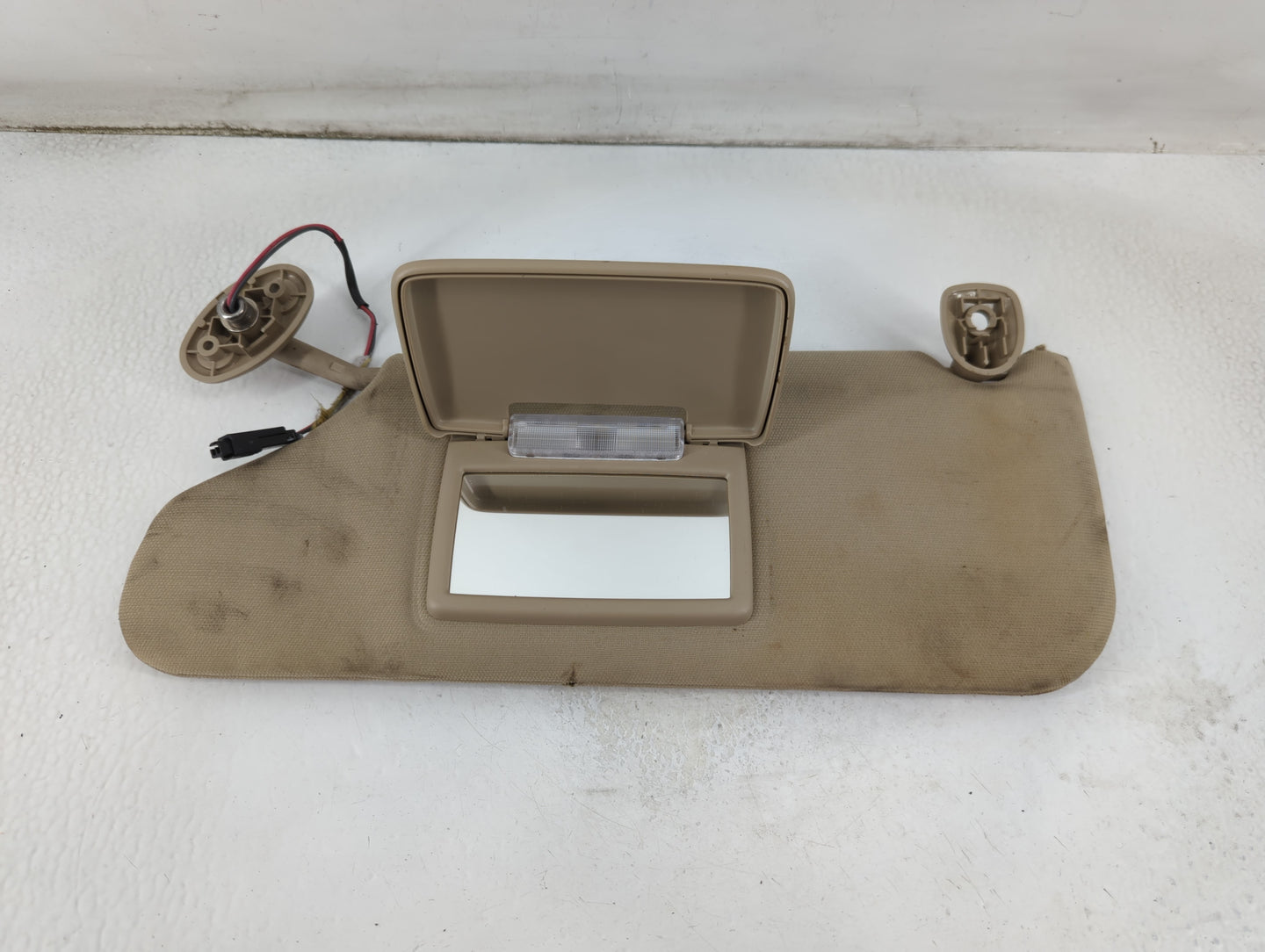 2011-2014 Chrysler 200 Sun Visor Shade Replacement Driver Left Mirror Fits Fits 2011 2012 2013 2014 OEM Used Auto Parts - Oe