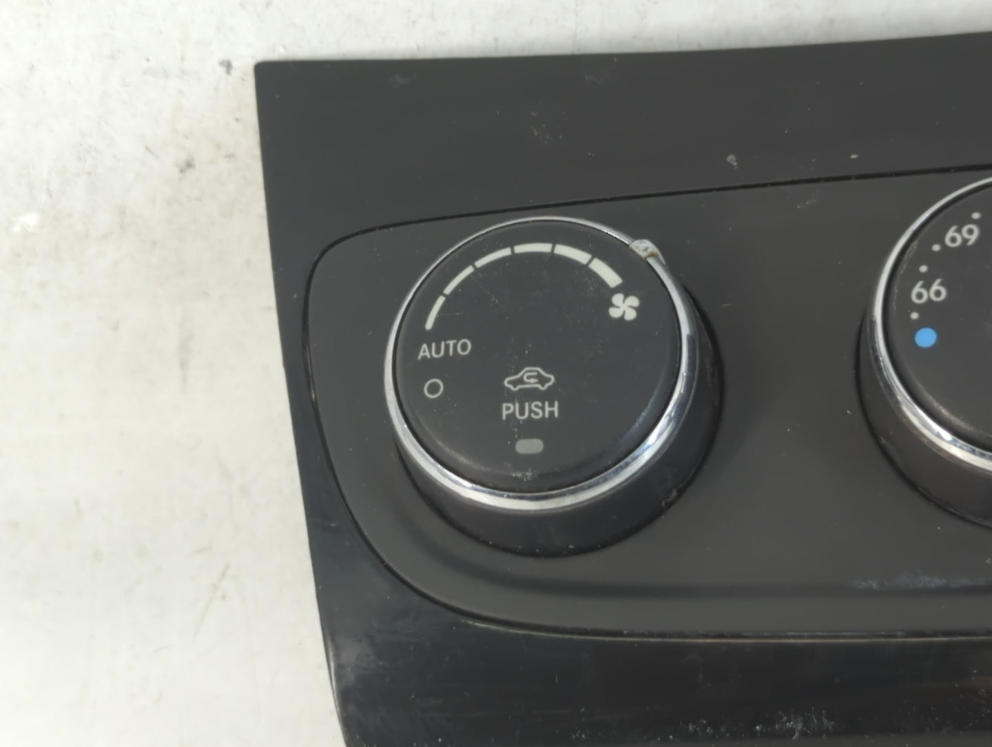 2011-2014 Chrysler 200 Climate Control Module Temperature AC/Heater Replacement P/N:P55111888AI Fits Fits 2011 2012 2013 201