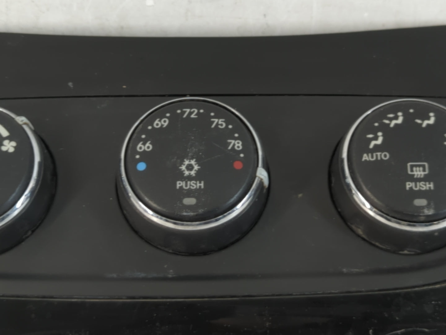 2011-2014 Chrysler 200 Climate Control Module Temperature AC/Heater Replacement P/N:P55111888AI Fits Fits 2011 2012 2013 201