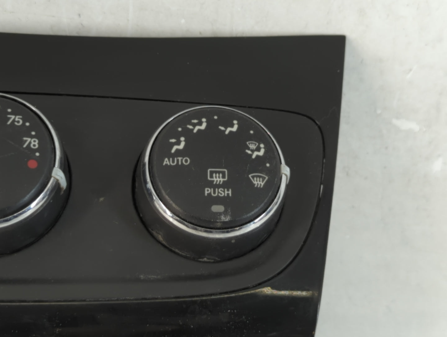 2011-2014 Chrysler 200 Climate Control Module Temperature AC/Heater Replacement P/N:P55111888AI Fits Fits 2011 2012 2013 201