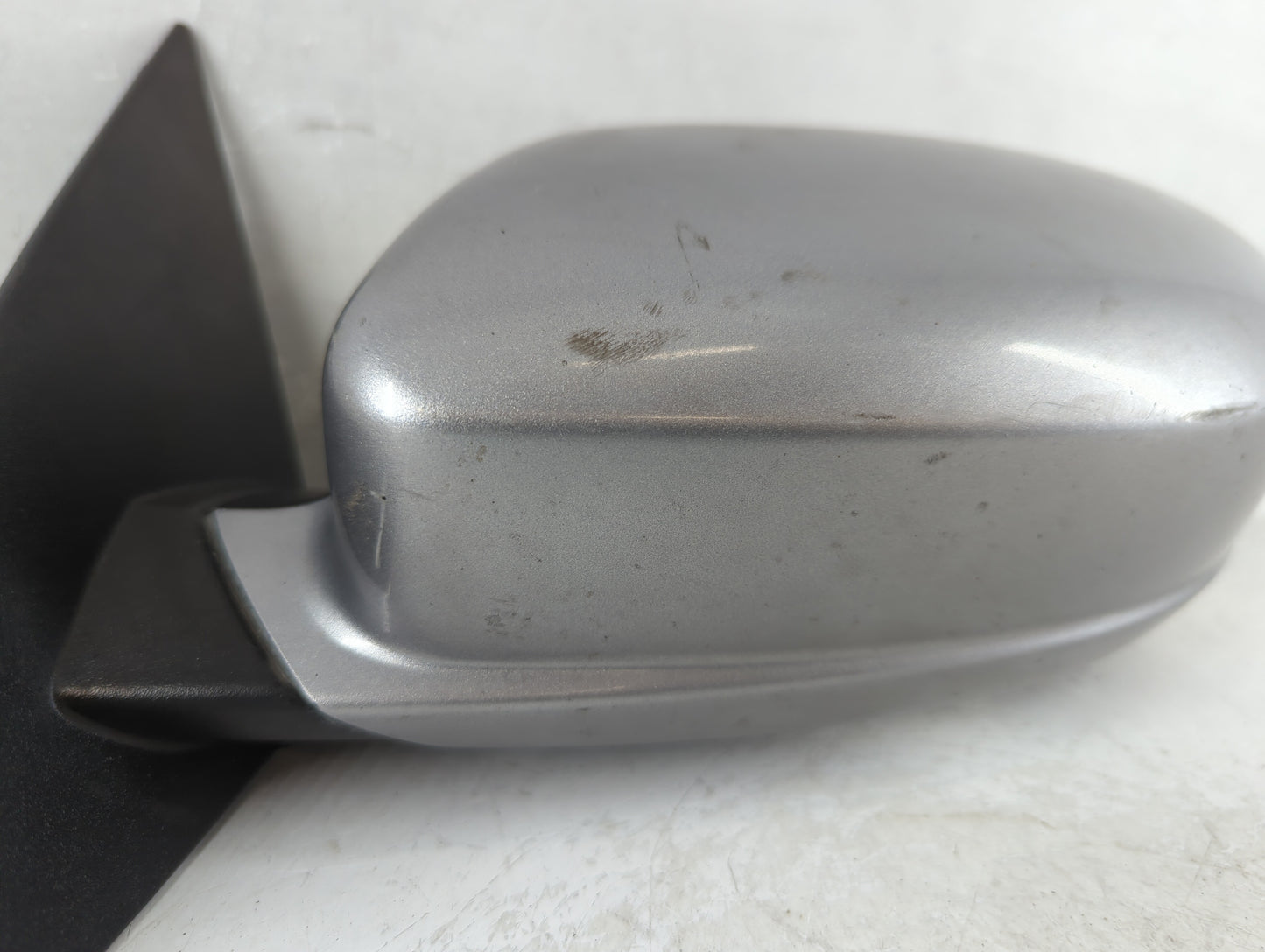 2011-2014 Chrysler 200 Driver Side View Mirror - Left Door Mirror OEM Used - Oemusedautoparts1.com