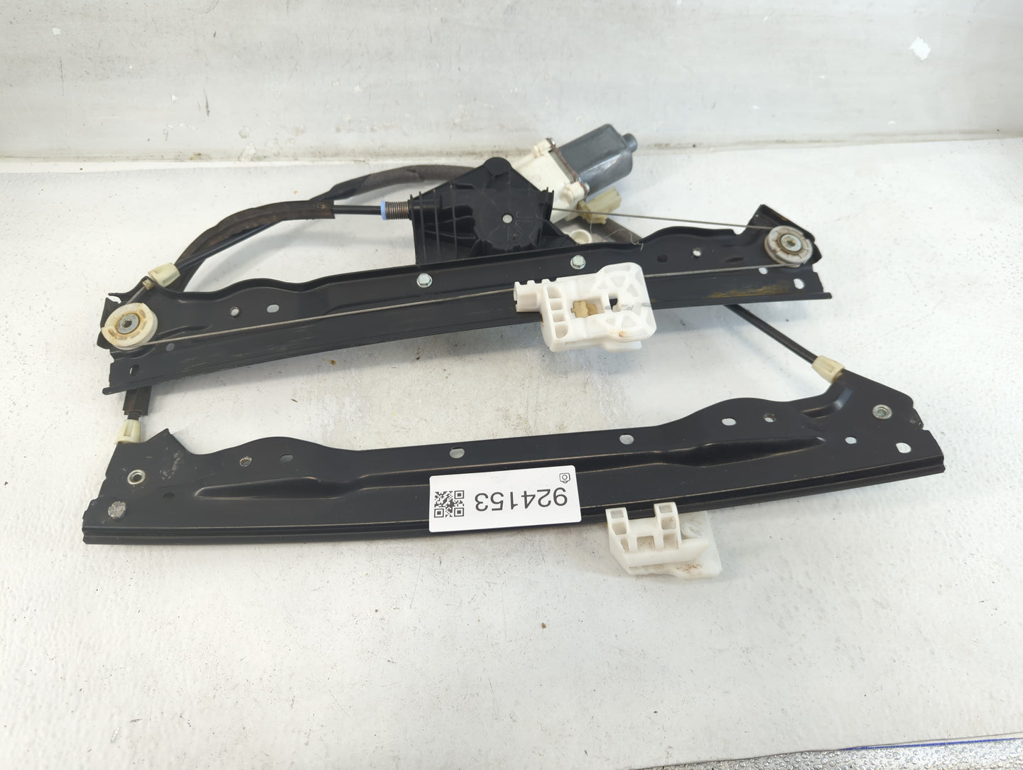 2011-2014 Chrysler 200 Used Window Regulator Passenger Front 924153 - Oemusedautoparts1.com