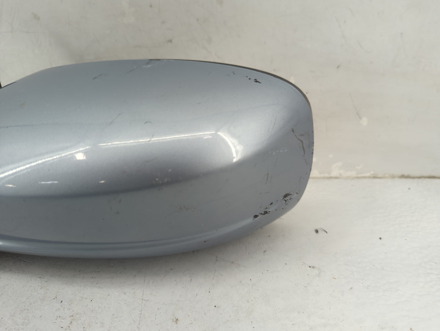 2011-2014 Chrysler 200 Driver Side View Mirror - Left Door Mirror OEM Used - Oemusedautoparts1.com