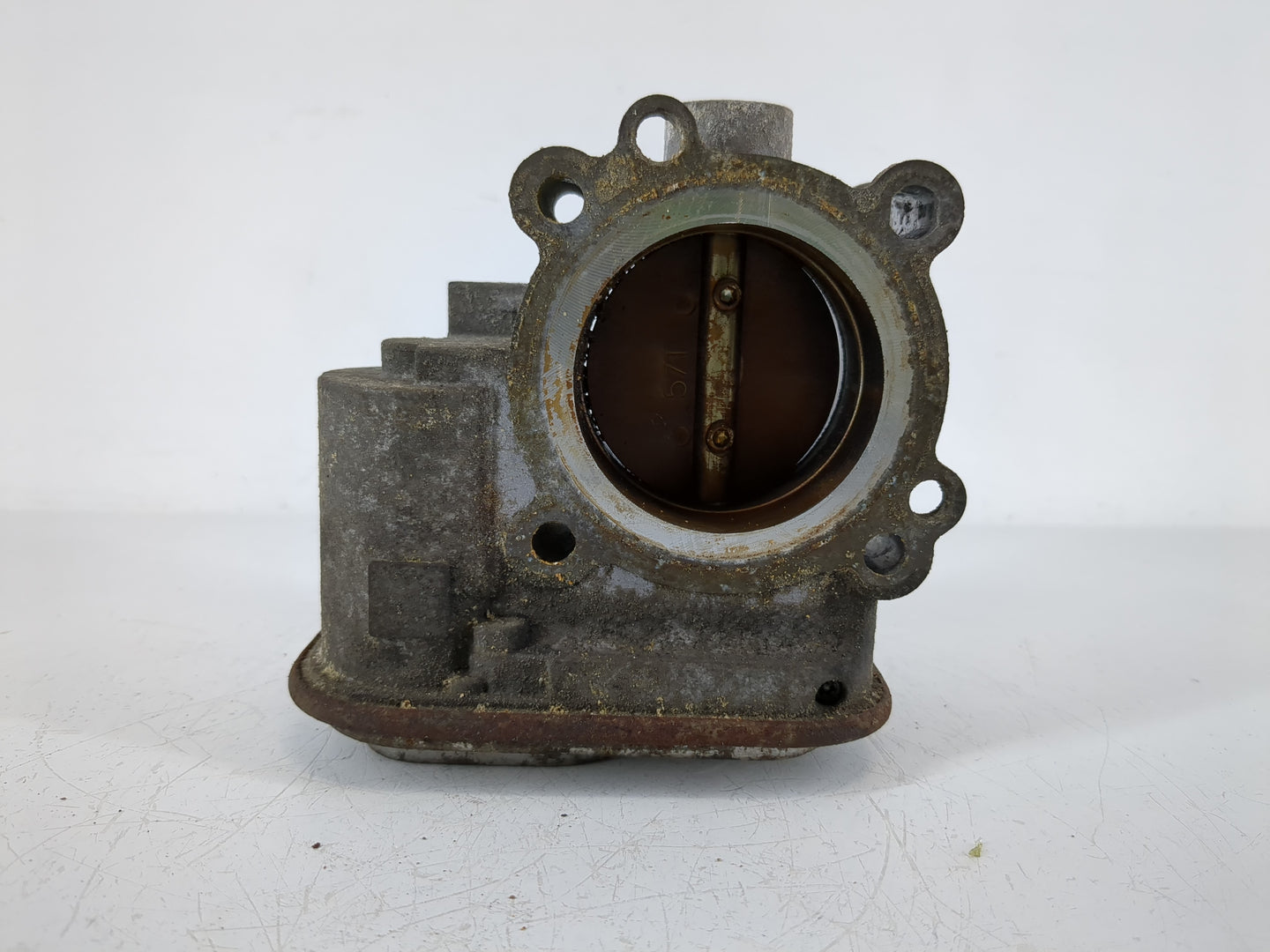 2011-2014 Chrysler 200 Throttle Body Fits Fits 2007 2008 2009 2010 2011 2012 2013 2014 2015 2016 2017 2018 OEM Used Auto Par
