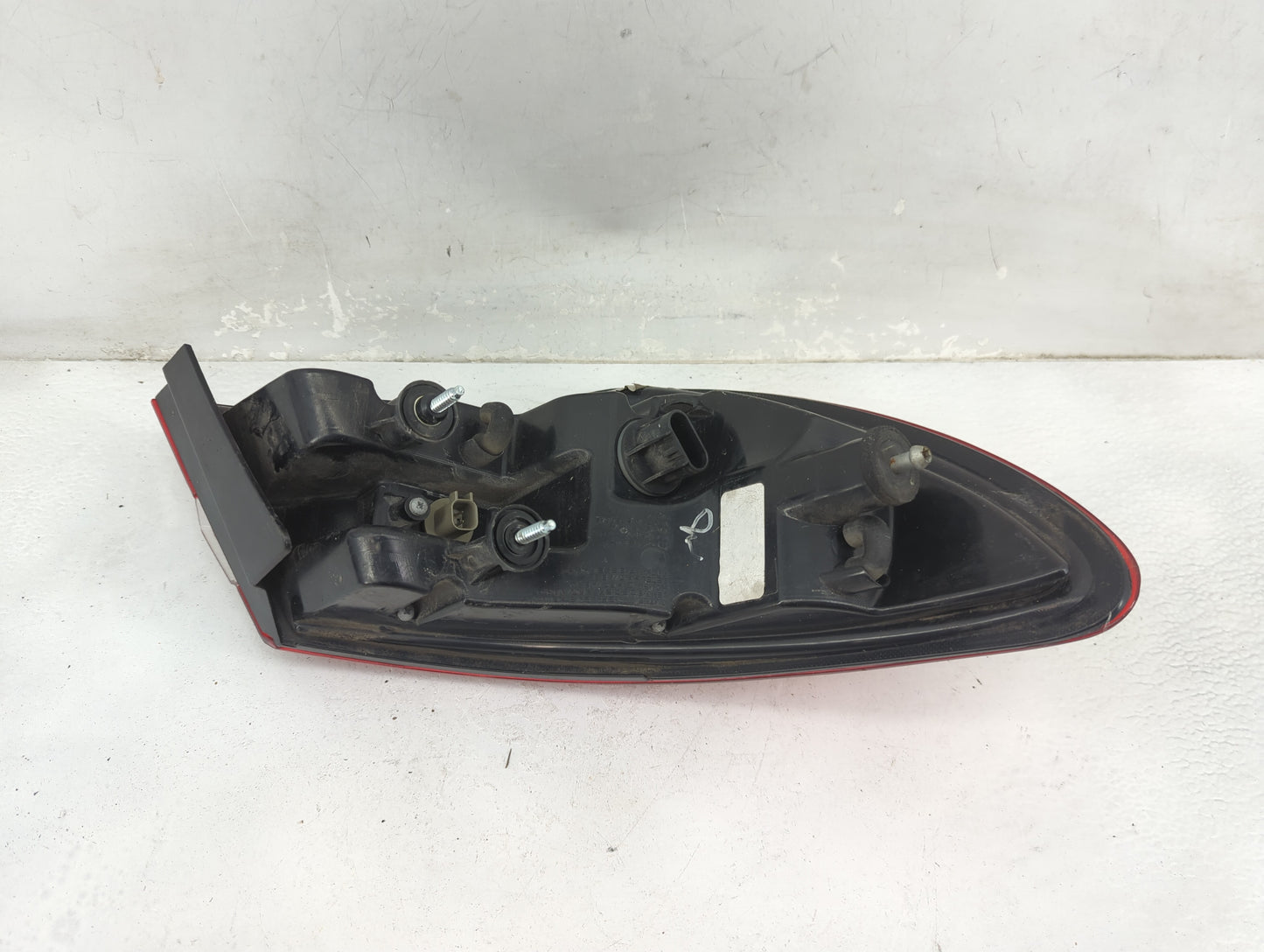2011-2014 Chrysler 200 Tail Light Assembly Passenger Right OEM Fits Fits 2011 2012 2013 2014 OEM Used Auto Parts - Oemusedau