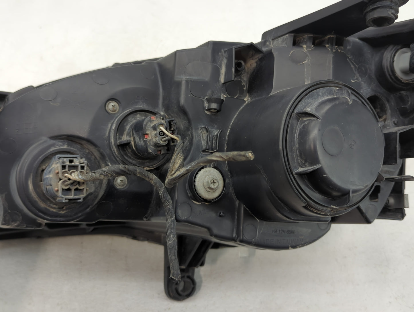 2013-2014 Chrysler 200 Passenger Right Oem Head Light Headlight Lamp - Oemusedautoparts1.com