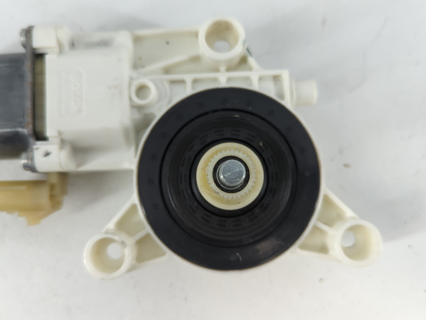 2011-2014 Chrysler 200 Driver Front Left Power Window Motor - Oemusedautoparts1.com