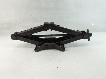 2013 Chrysler 200 Spare Scissor Car Jack - Oemusedautoparts1.com