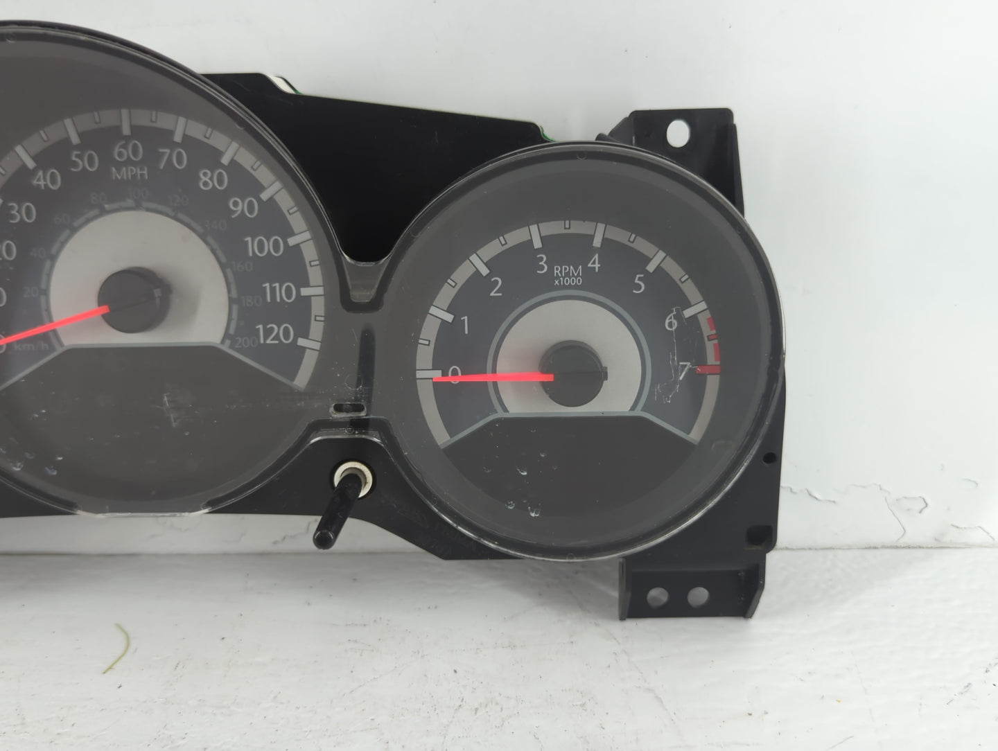 2011-2014 Chrysler 200 Instrument Cluster Speedometer Gauges Fits Fits 2011 2012 2013 2014 OEM Used Auto Parts - Oemusedauto