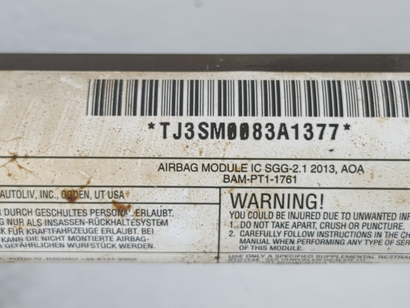 2011-2014 Chrysler 200 Air Bag Driver Left Steering Wheel Mounted P/N:TJ3SM0083A1377 Fits Fits 2011 2012 2013 2014 OEM Used 