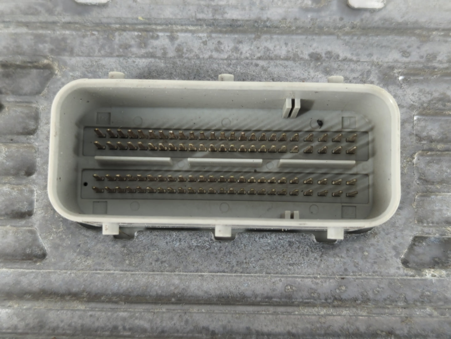 2013 Chrysler 200 PCM Engine Control Computer ECU ECM PCU OEM Fits OEM Used Auto Parts - Oemusedautoparts1.com