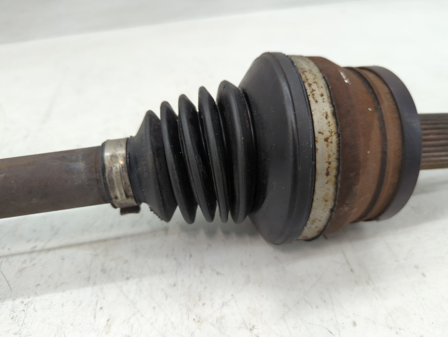 2012-2014 Chrysler 300 Axle Shaft Front Passenger Cv C/v - Oemusedautoparts1.com