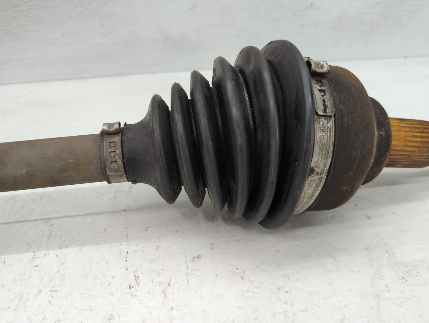 Chrysler 300 Axle Shaft Front Passenger Cv C/v - Oemusedautoparts1.com