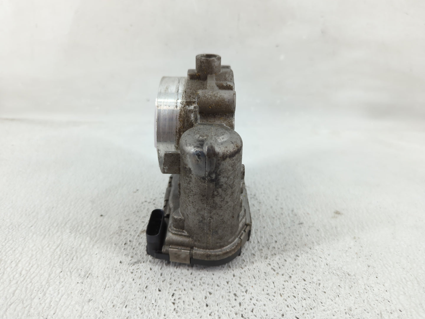 2011-2022 Chrysler 300 Throttle Body P/N:05184349AC Fits Fits 2011 2012 2013 2014 2015 2016 2017 2018 2019 2020 2021 2022 OE