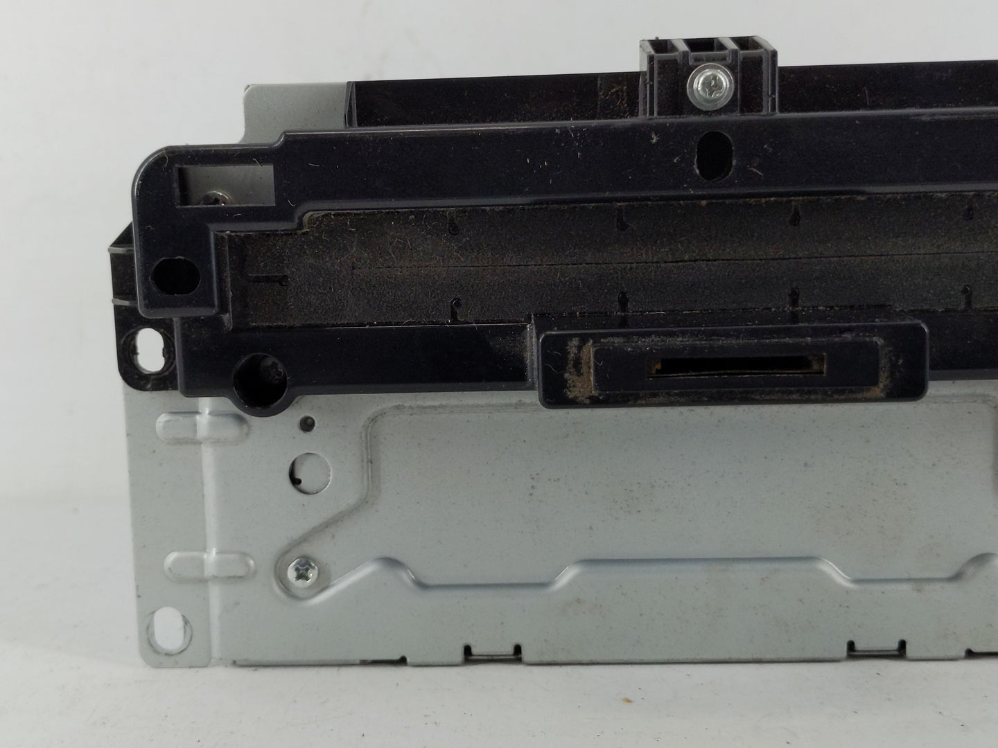 2013 Chrysler 300 Radio AM FM Cd Player Receiver Replacement P/N:P05091367AI Fits Fits 2014 OEM Used Auto Parts - Oemusedaut