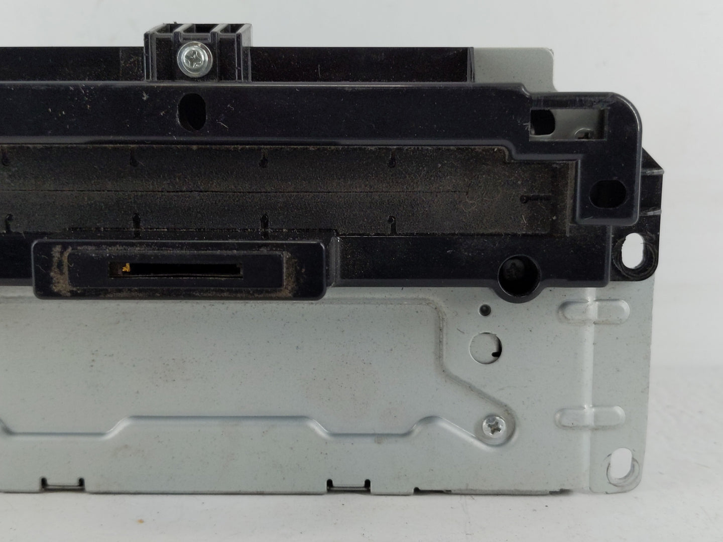 2013 Chrysler 300 Radio AM FM Cd Player Receiver Replacement P/N:P05091367AI Fits Fits 2014 OEM Used Auto Parts - Oemusedaut