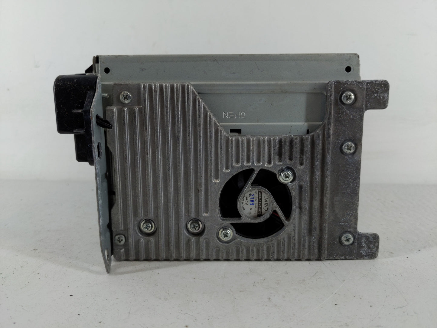 2013 Chrysler 300 Radio AM FM Cd Player Receiver Replacement P/N:P05091367AI Fits Fits 2014 OEM Used Auto Parts - Oemusedaut