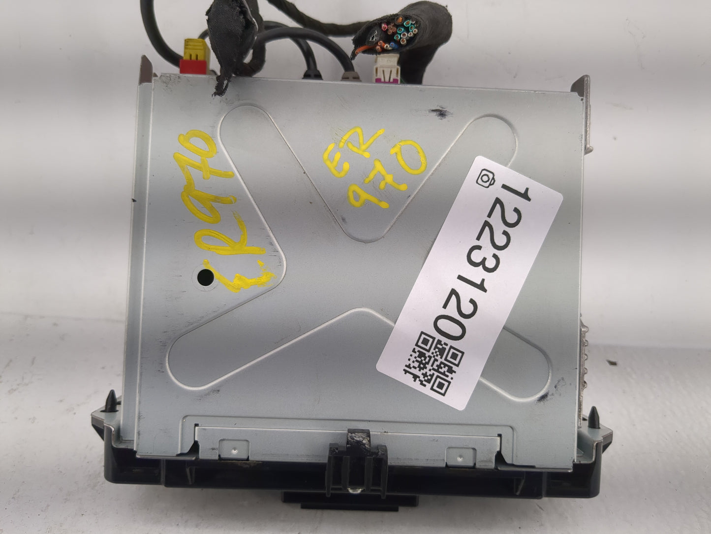 2013 Chrysler 300 Radio AM FM Cd Player Receiver Replacement P/N:P05091135AG Fits OEM Used Auto Parts - Oemusedautoparts1.co