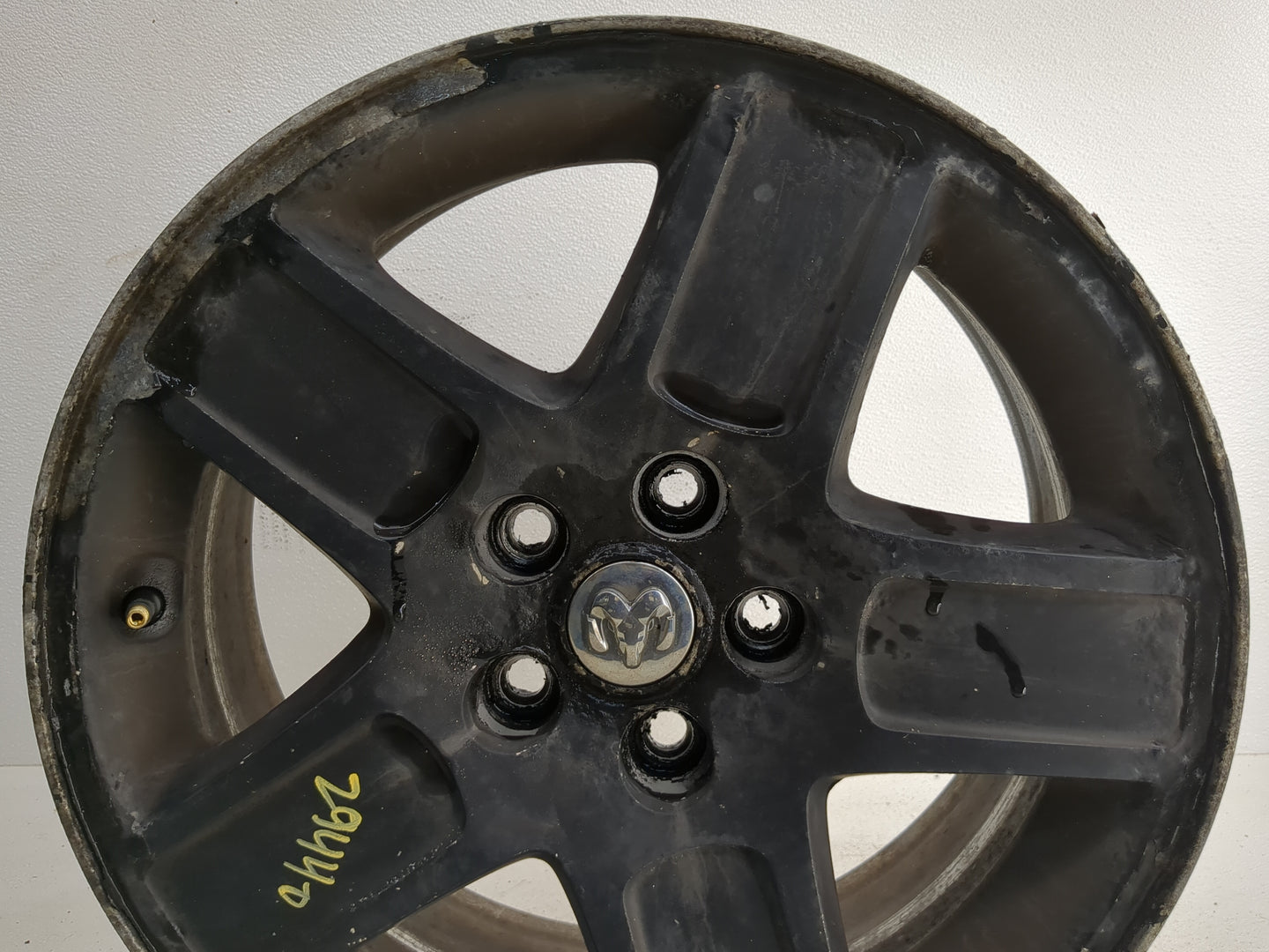 2011-2014 Chrysler 300 Oem Wheel Rim - Oemusedautoparts1.com