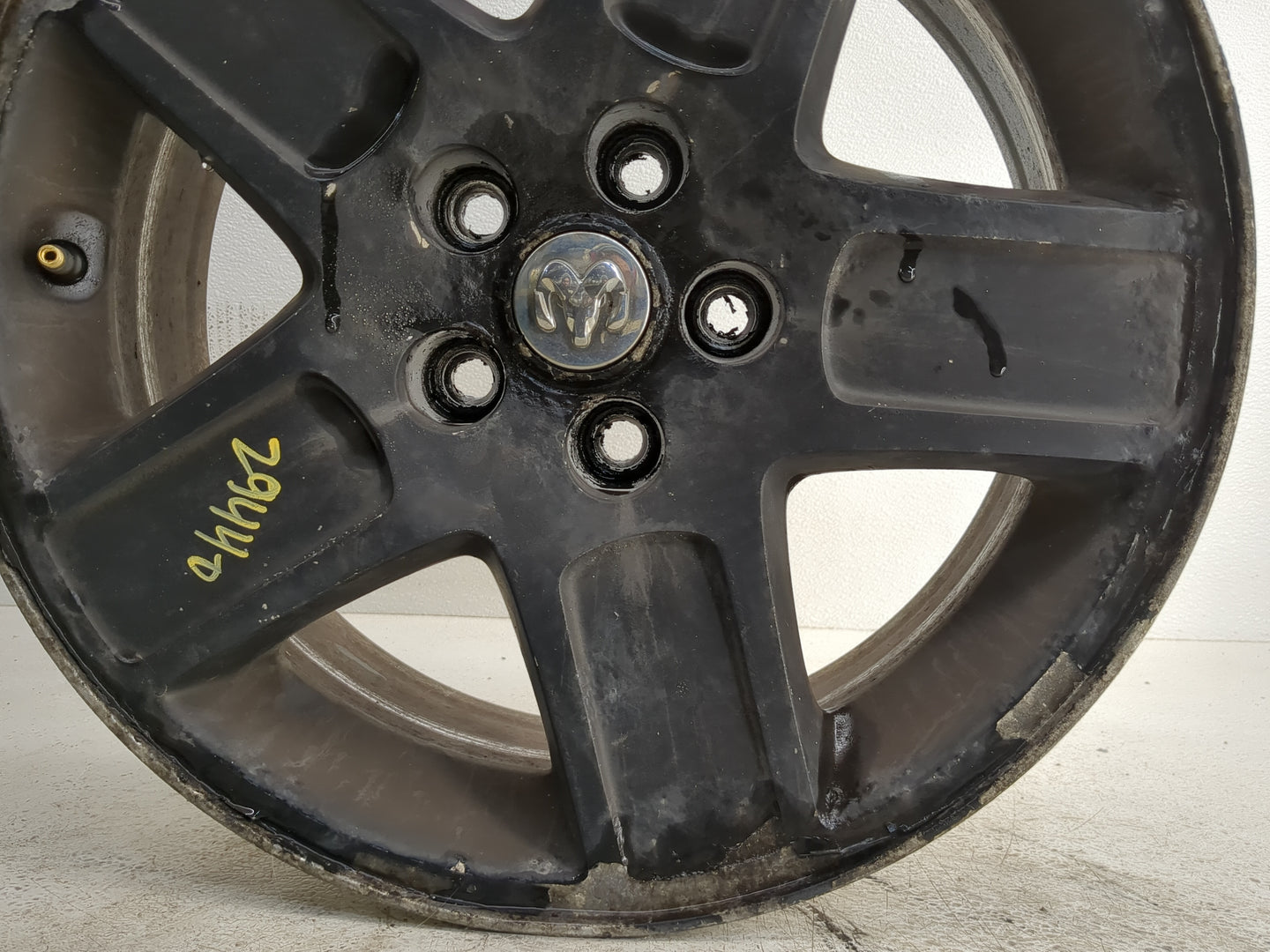 2011-2014 Chrysler 300 Oem Wheel Rim - Oemusedautoparts1.com