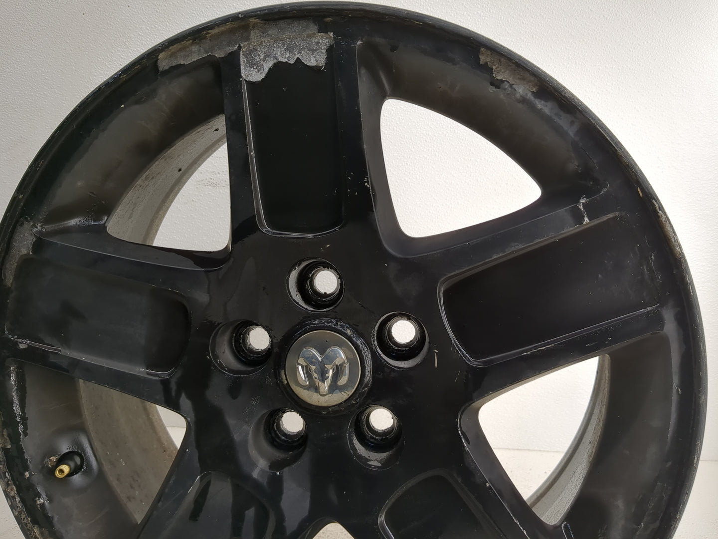 2011-2014 Chrysler 300 Oem Wheel Rim - Oemusedautoparts1.com