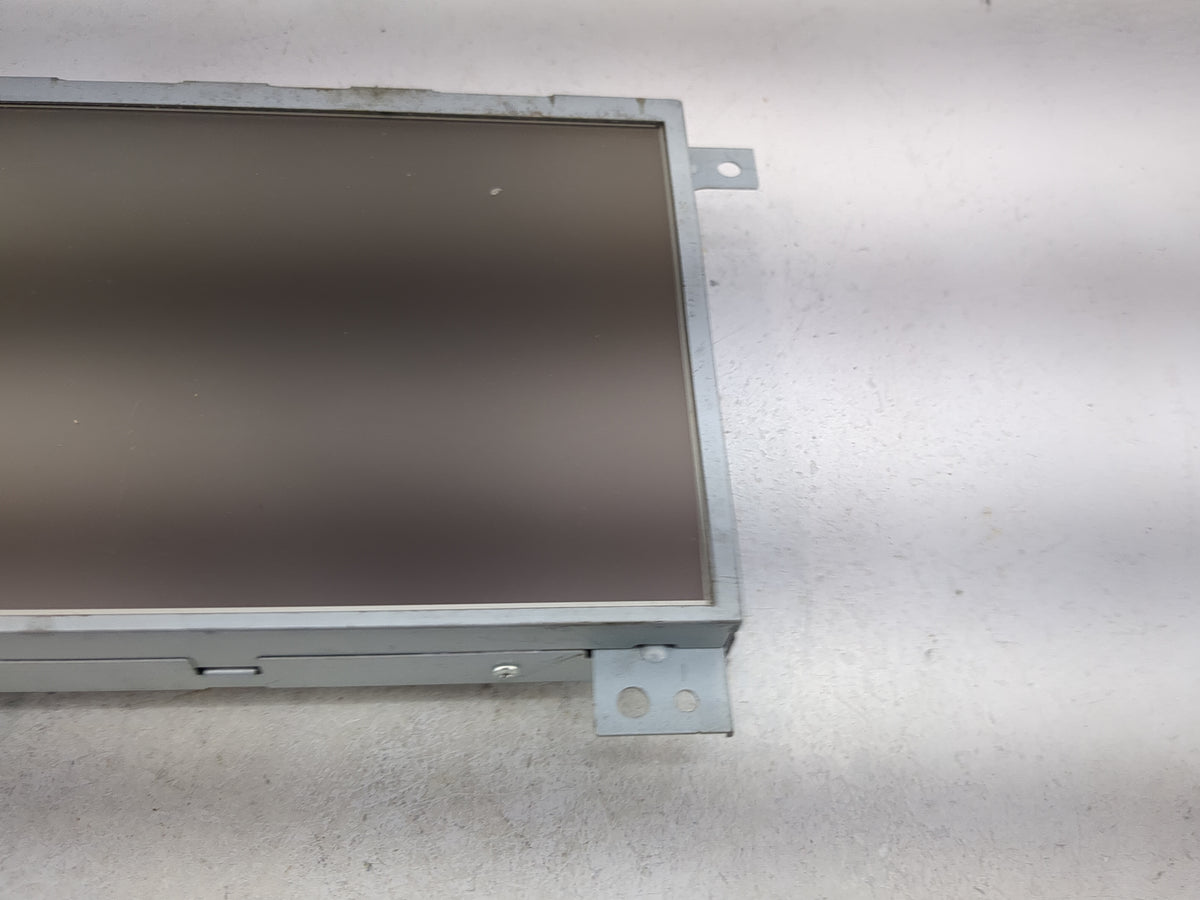 2011-2014 Chrysler 300 Information Radio Display Screen 1246715 - Oemusedautoparts1.com