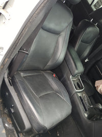 2013-2014 Chrysler 300 Passenger Front Seat Oem - Oemusedautoparts1.com