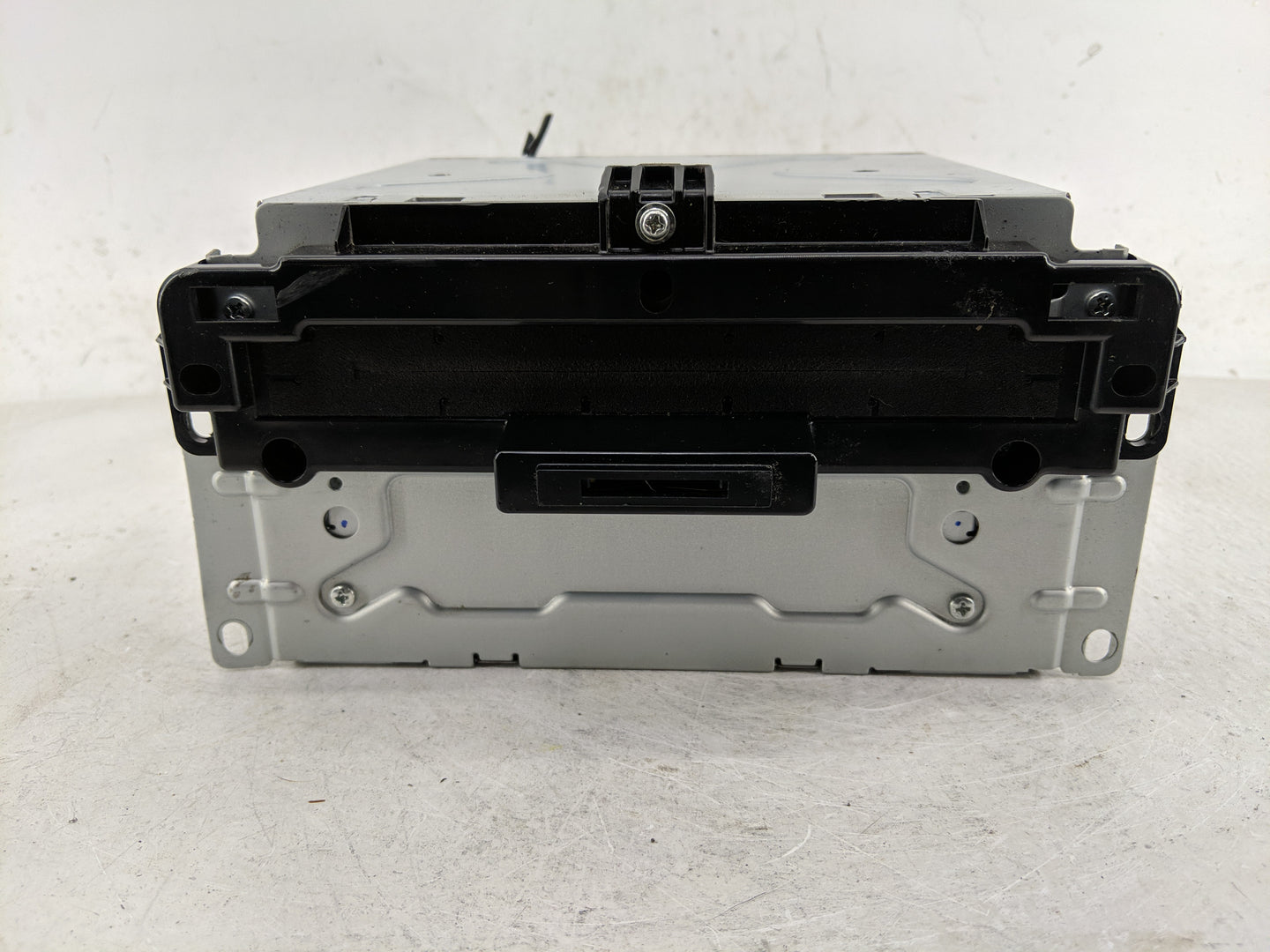 2012-2014 Chrysler 300 Radio AM FM Cd Player Receiver Replacement P/N:P05091367AI Fits Fits 2012 2013 2014 OEM Used Auto Par