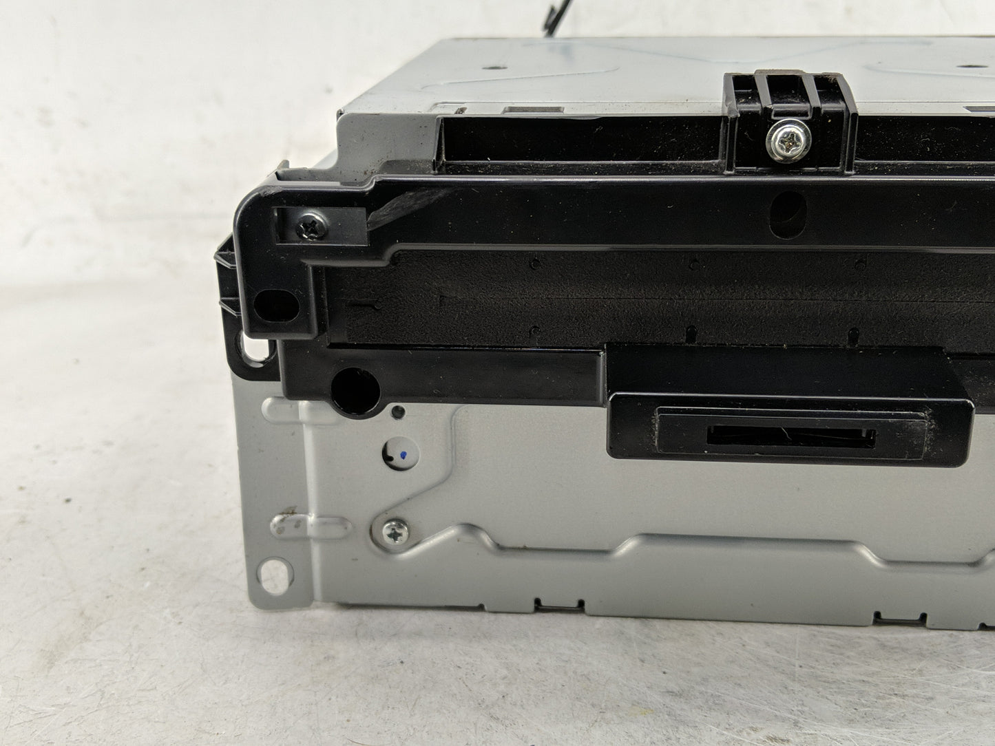 2012-2014 Chrysler 300 Radio AM FM Cd Player Receiver Replacement P/N:P05091367AI Fits Fits 2012 2013 2014 OEM Used Auto Par